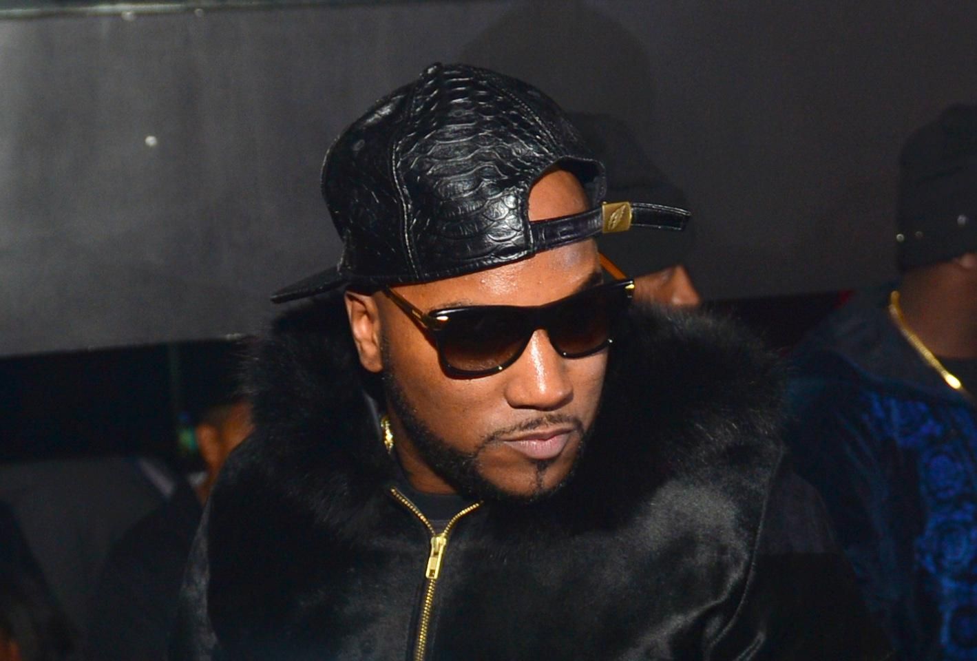 Jay Z Hosts Reign Nightclub