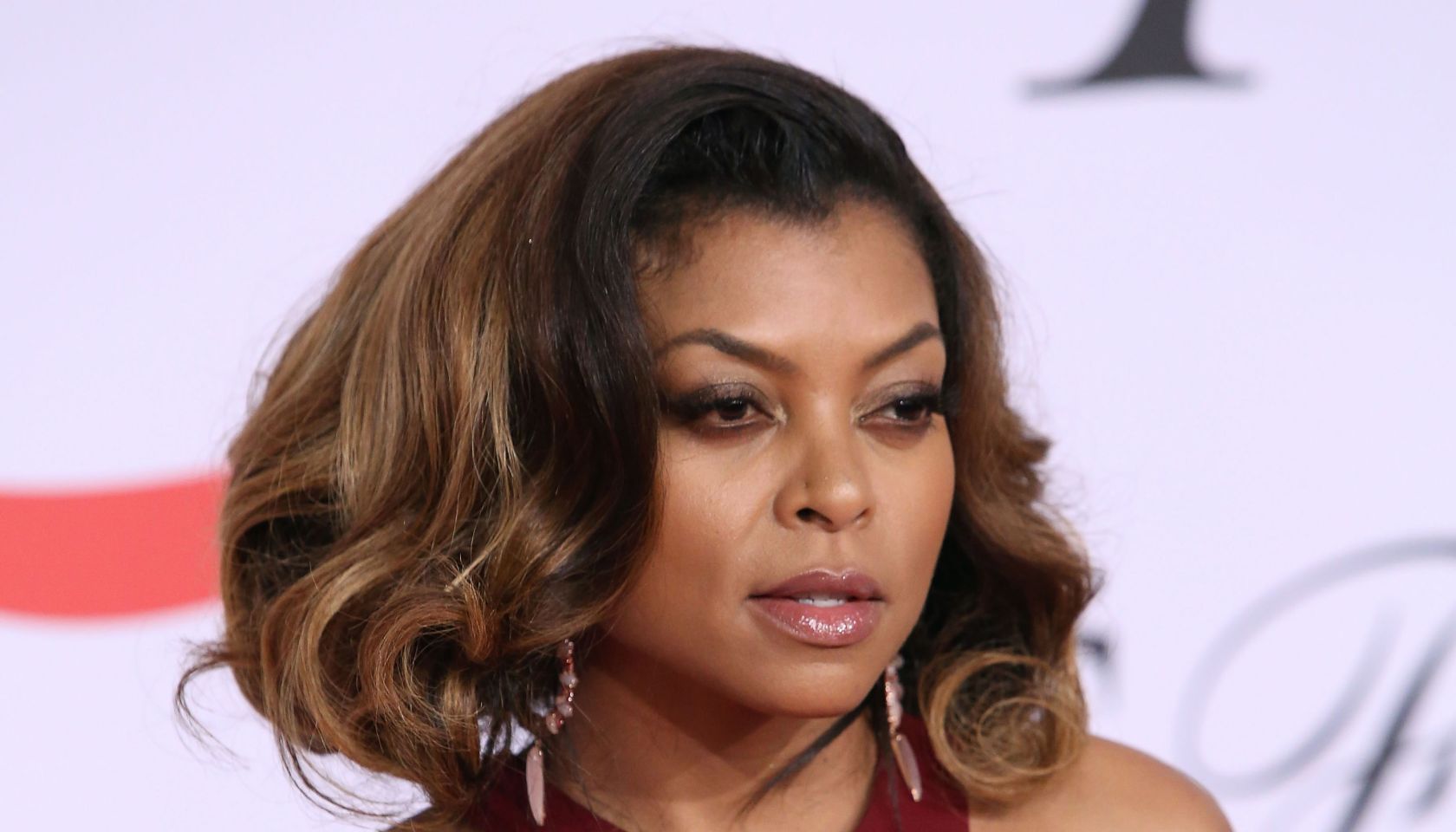 2015 CFDA Fashion Awards - Inside Arrivals