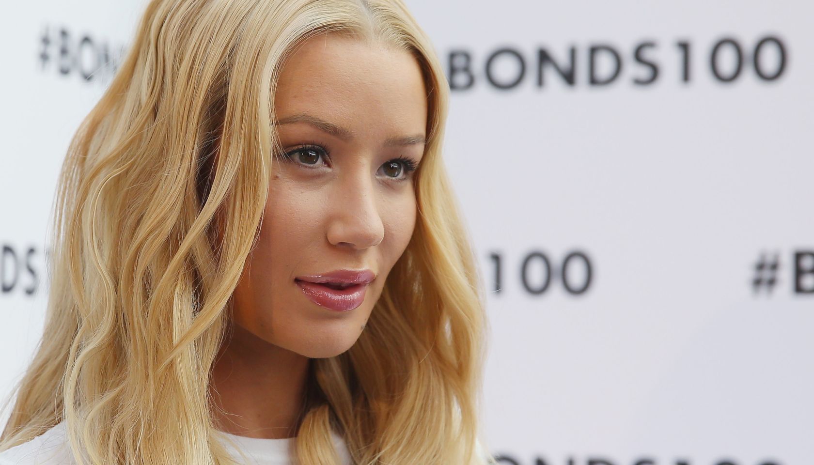 Bonds Celebrate 100 Years With Iggy Azalea And Pat Rafter
