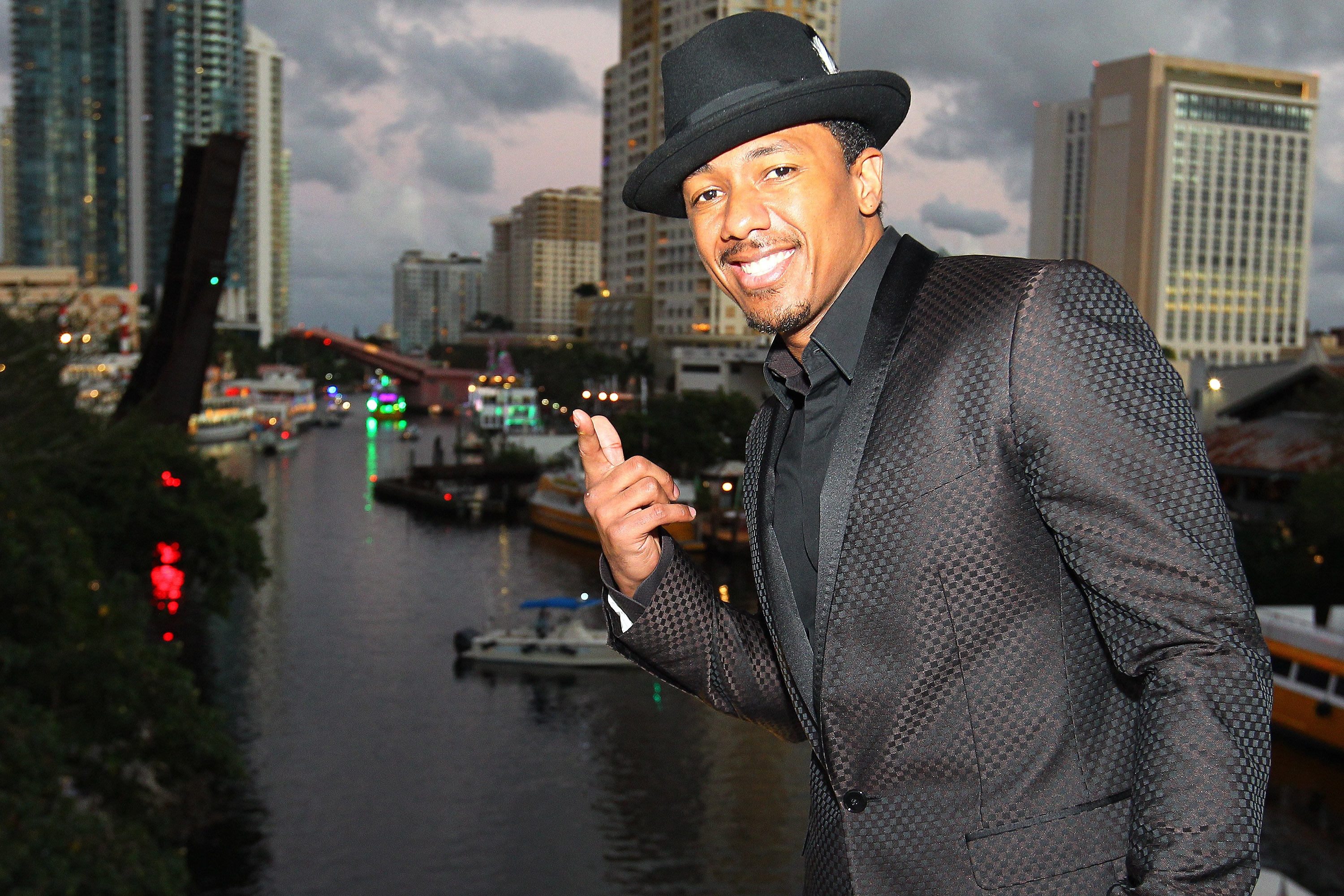 Nick Cannon Is Grand Marshal Of The Seminole Hard Rock Winterfest Boat Parade