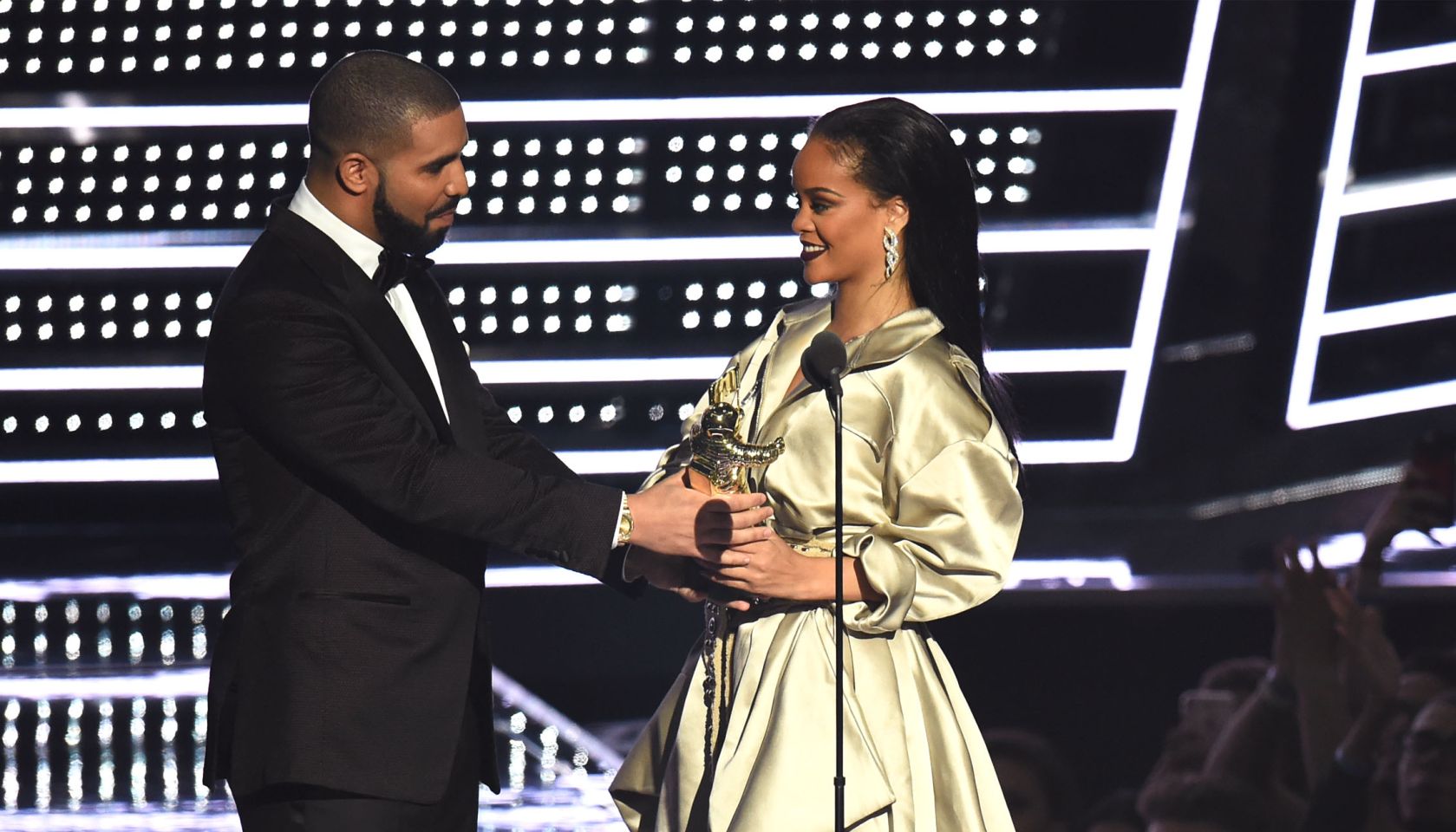 2016 MTV Video Music Awards - Show