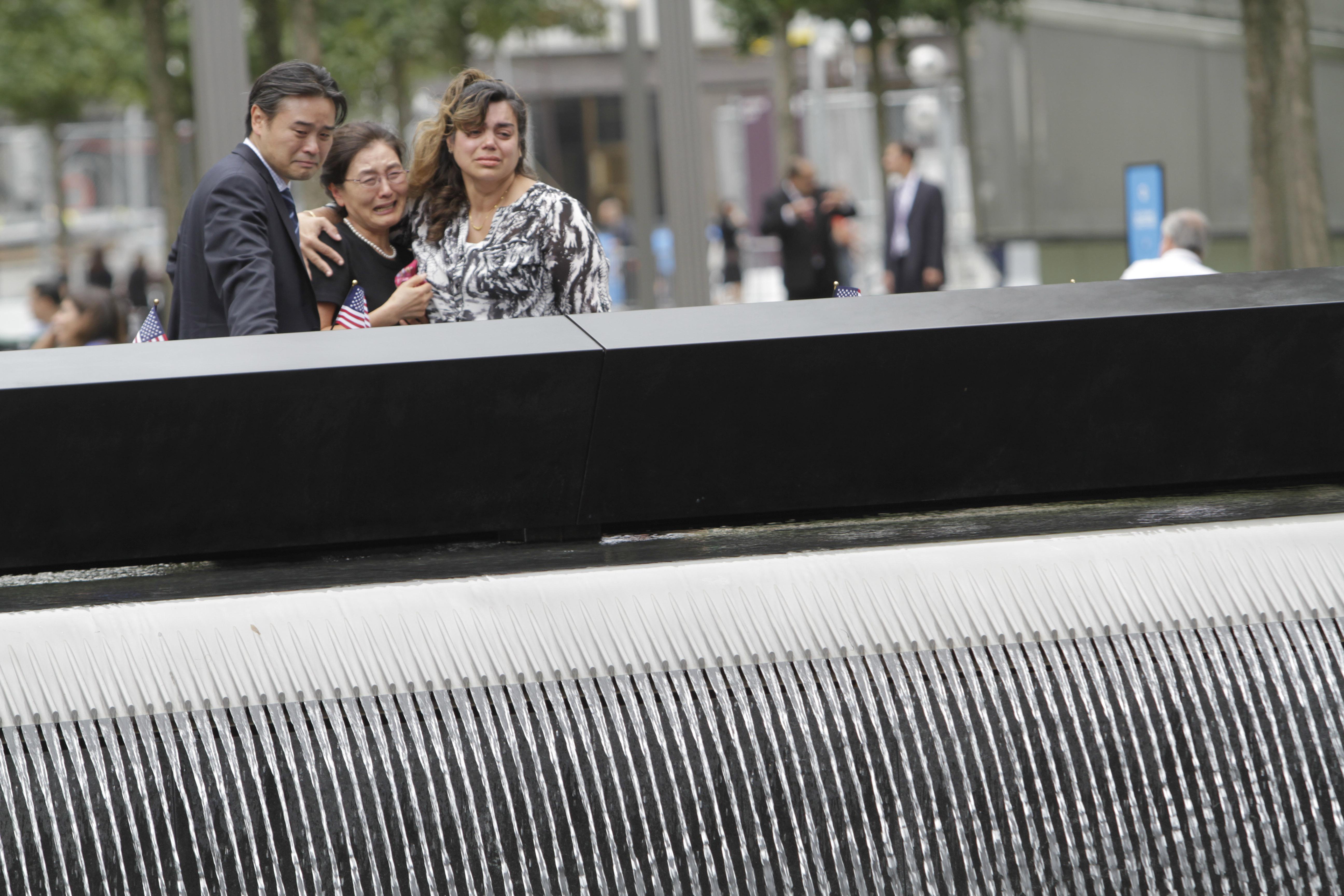 New York City Commemorates 10th Anniversary Of 9-11 Terror Attacks