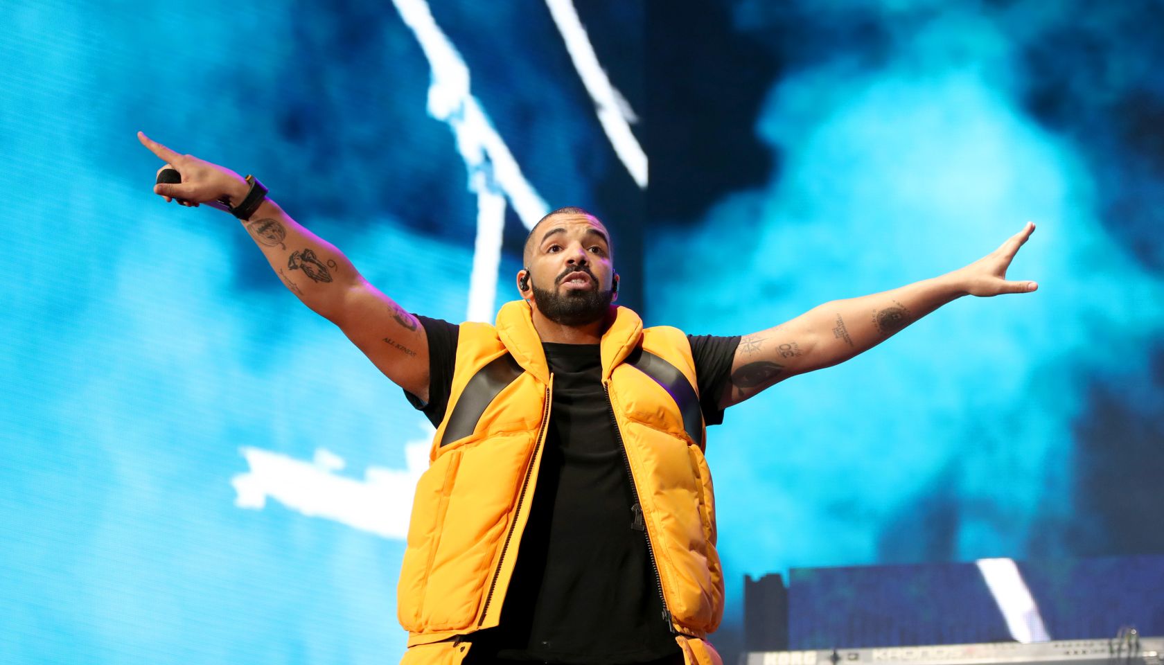 2017 Coachella Valley Music And Arts Festival - Weekend 1 - Day 2