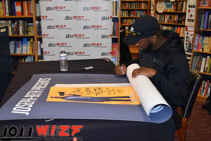 Rickey Smiley Book Signing