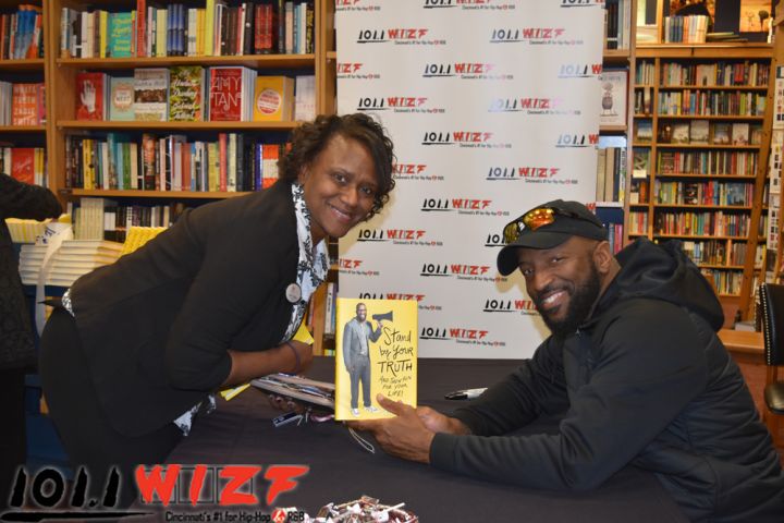 Rickey Smiley Book Signing