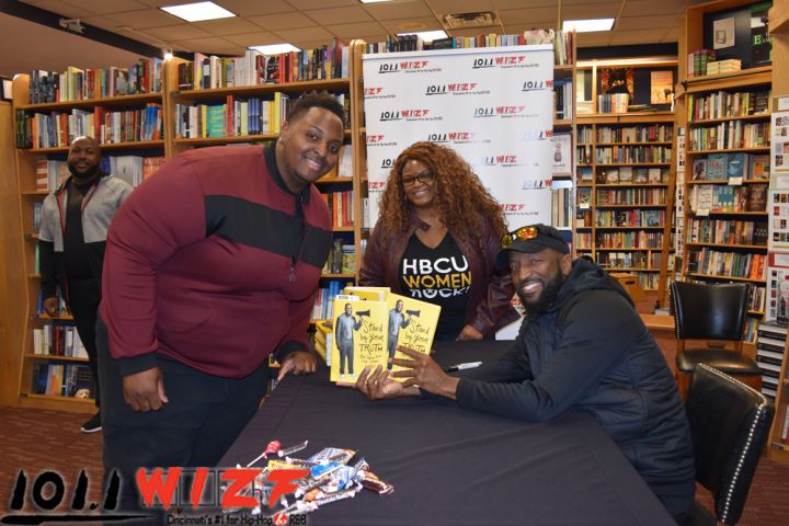 Rickey Smiley Book Signing