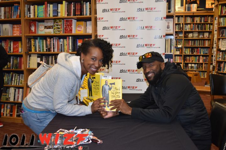 Rickey Smiley Book Signing