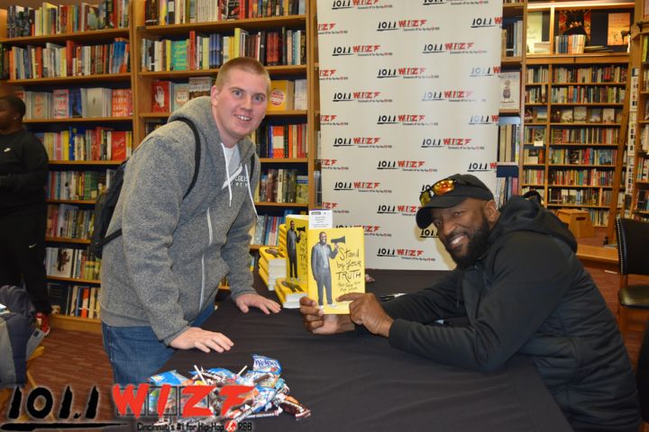 Rickey Smiley Book Signing