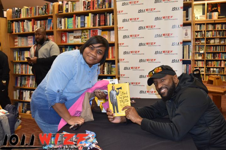 Rickey Smiley Book Signing