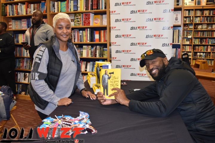 Rickey Smiley Book Signing