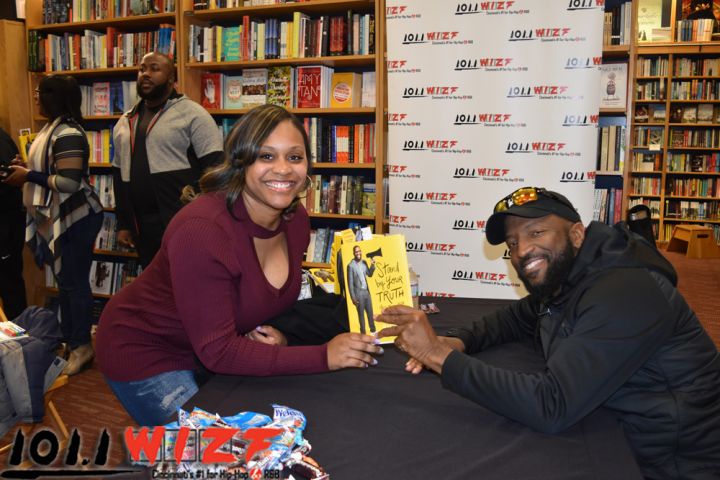 Rickey Smiley Book Signing