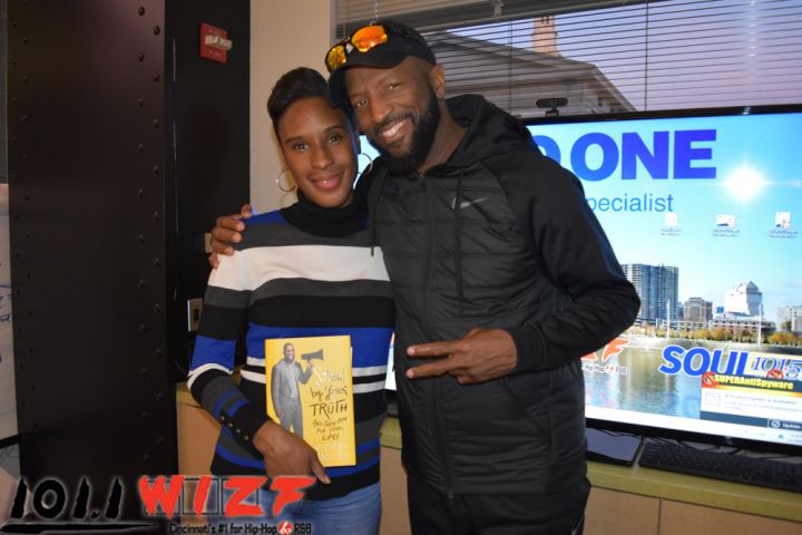 Rickey Smiley Book Signing