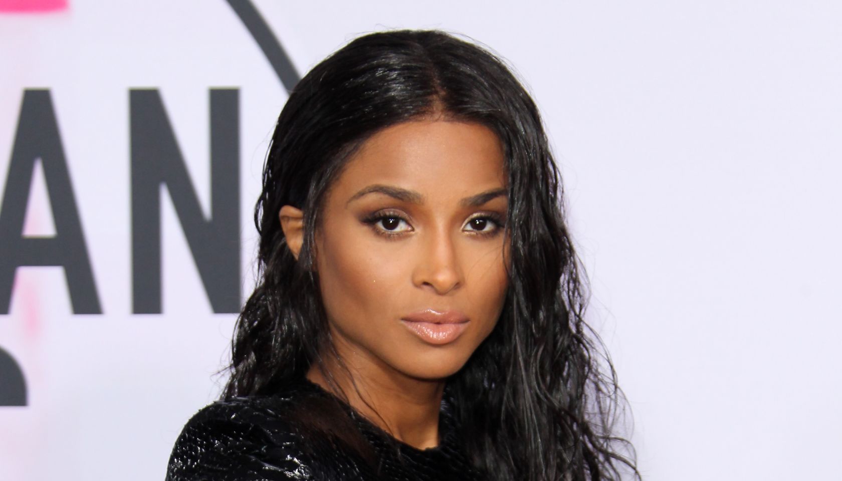 Ciara at the 2017 AMA's
