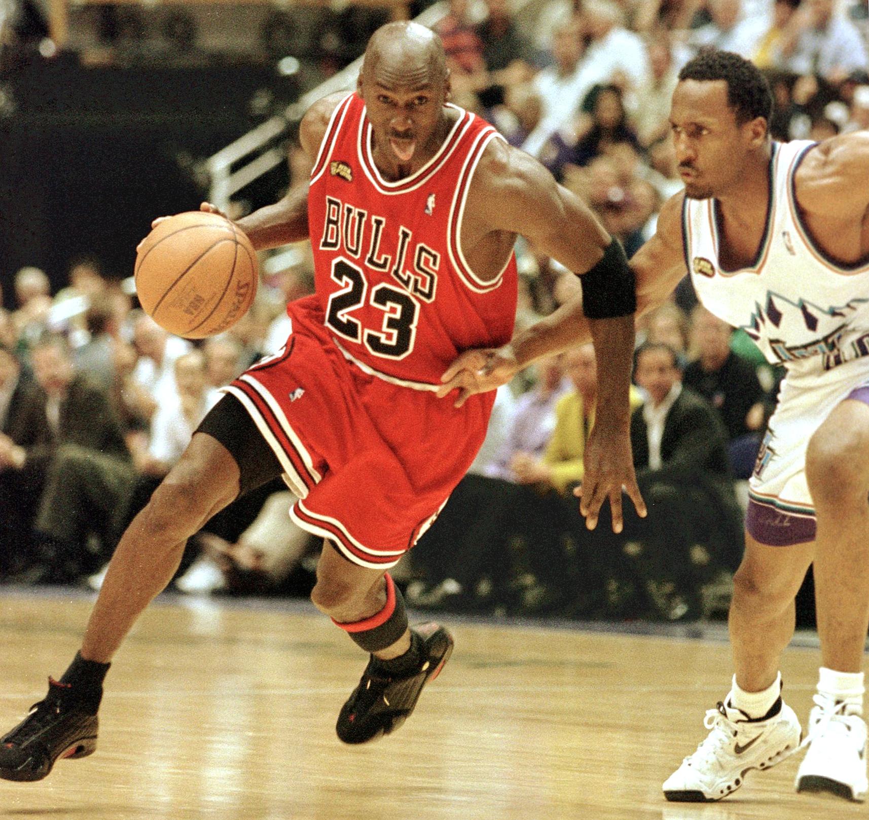 BKN-BULLS-JAZZ-JORDAN DRIVE 3