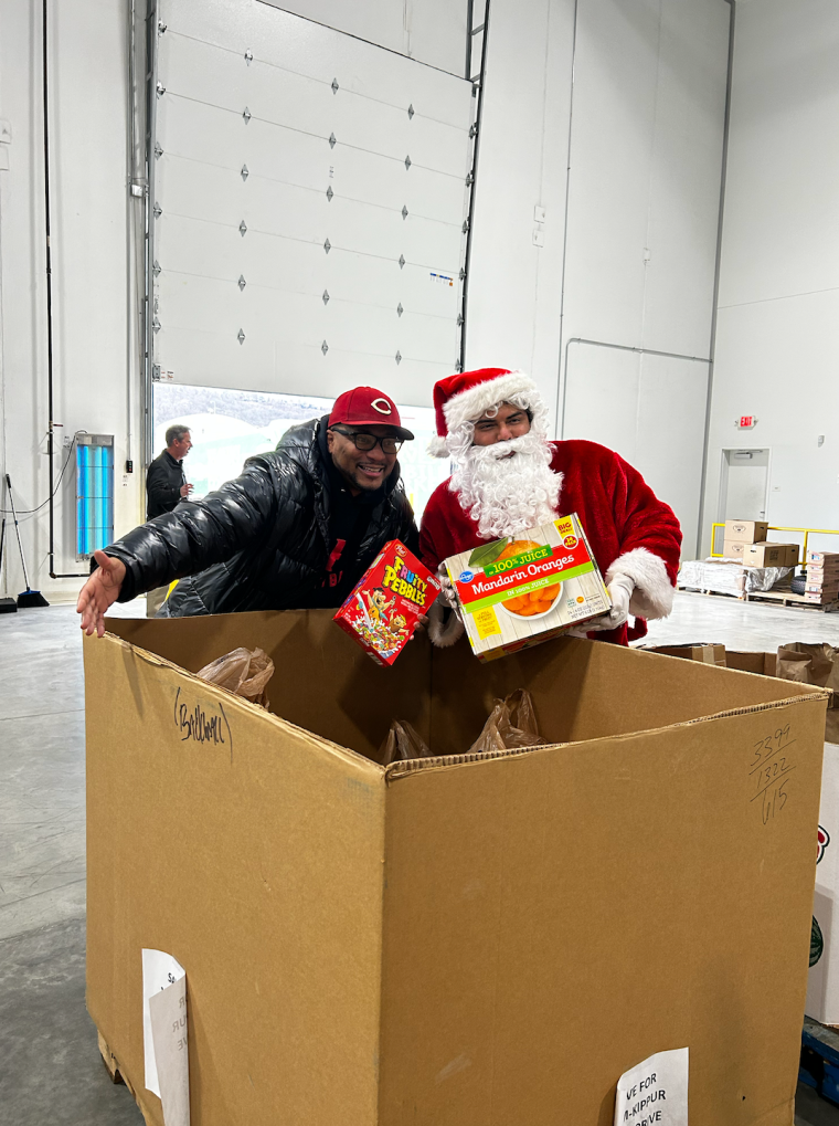 Don Juan & Santa with The Goods