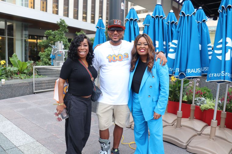 Don Juan Fasho alongside singer Penny Ford + Commissioner Alicia Reese