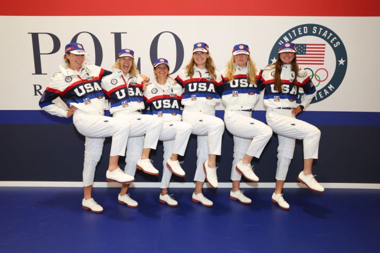 Nina Castagna - Rowing