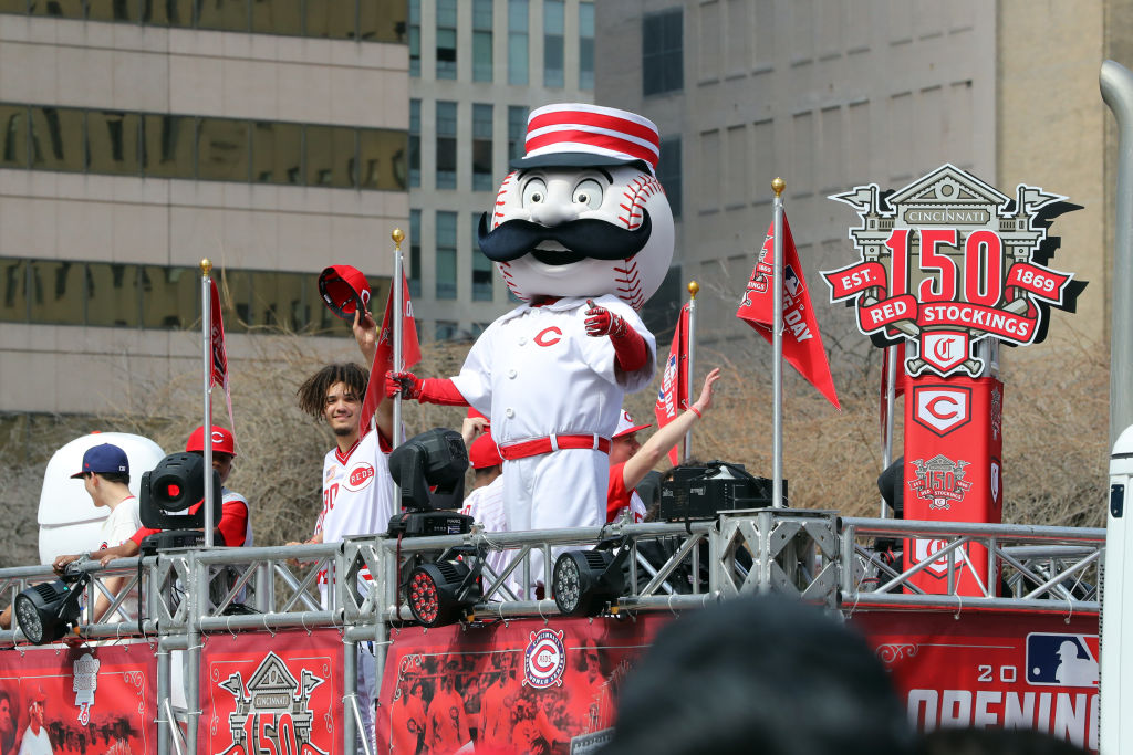 Pittsburgh Pirates v. Cincinnati Reds