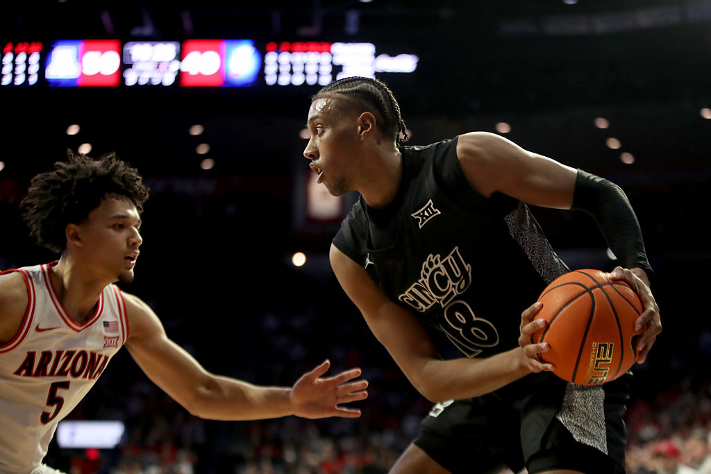 COLLEGE BASKETBALL: JAN 21 Cincinnati at Arizona
